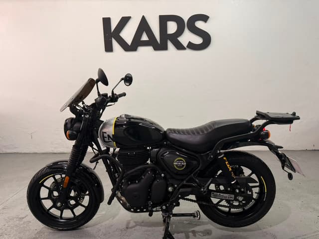 ROYAL ENFIELD HUNTER 350 2025
